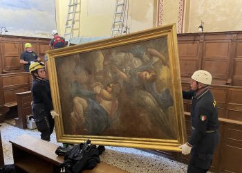 Umidità nelle pareti della chiesa, spostati i dipinti del Santuario Madonna dello Splendore di Giulianova