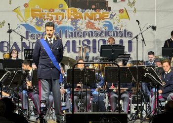La banda musicale della polizia di Stato apre il Festival internazionale di Giulianova