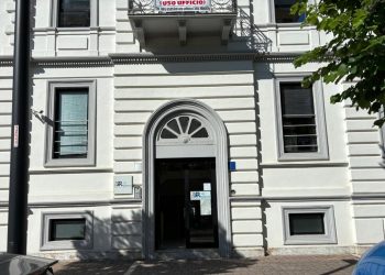 Ladri all’Agenzia delle Entrate, rubati oggetti dei dipendenti