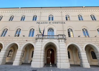 Convenzione illegittima, sequestrati due edifici a Francavilla: 5 indagati