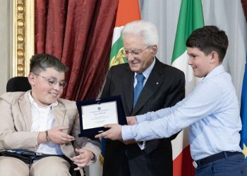 Rinunciarono alla gita per stare con l’amico, il presidente Mattarella li nomina Alfieri della Repubblica
