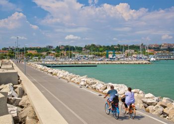 Il piano del Consorzio Lido delle Palme: tanto verde, ampi spazi pubblici attrezzati, una grande piazza