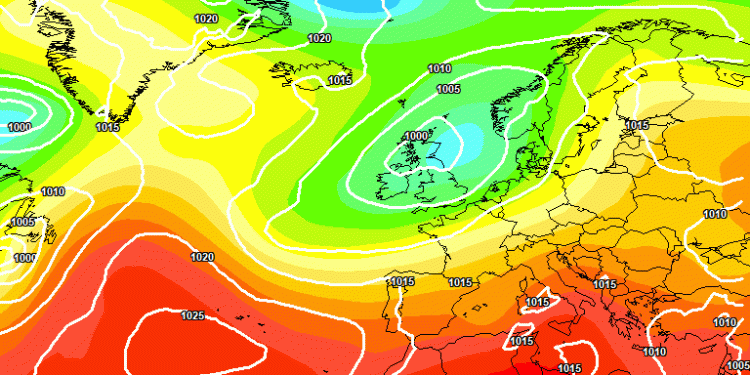 La situazione a 500 hpa prevista dal modello europeo ECMWF, per Domenica 16 Giugno. Sull'Abruzzo condizioni di tempo discrete con della variabilità associata a delle schiarite.