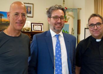 Roseto accoglie il nuovo parroco dell’Assunta don Gabriele Marchegiani