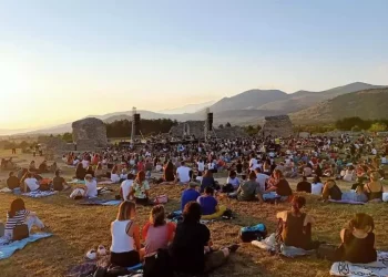 Grand River suonerà al tramonto tra le rovine di Peltuinum