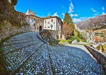 “Inquadrando paesaggi”, percorsi d’arte lunghi un secolo a Civita d’Antino