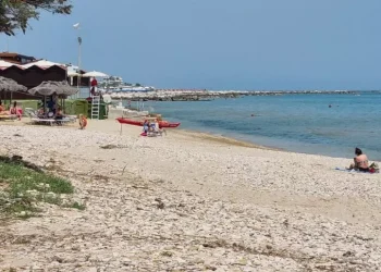 Partite operazioni preliminari per realizzazione nuove scogliere ad Alba Adriatica e Villa Rosa