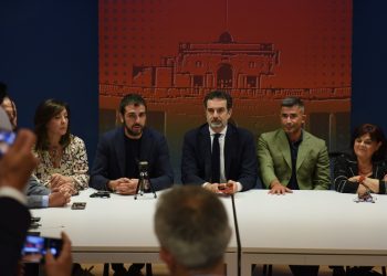 Autonomia differenziata, Alfieri a L’Aquila lancia il referendum. Il Pd: “Imbarazzante l’inerzia del centrodestra al governo della Regione”