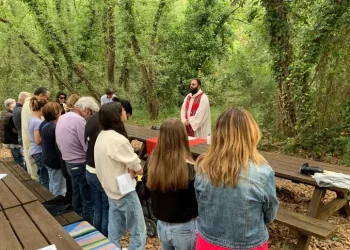 La Diocesi di Lanciano porta i giovani a messa nella natura
