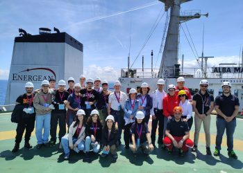 L’istituto teramano “Alessandrini-Marino” in visita alla piattaforma petrolifera Rospo Mare B