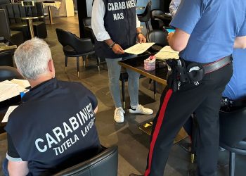 Carenze igienico-sanitarie e lavoratore in nero: sospesa attività di un bar nel Teramano