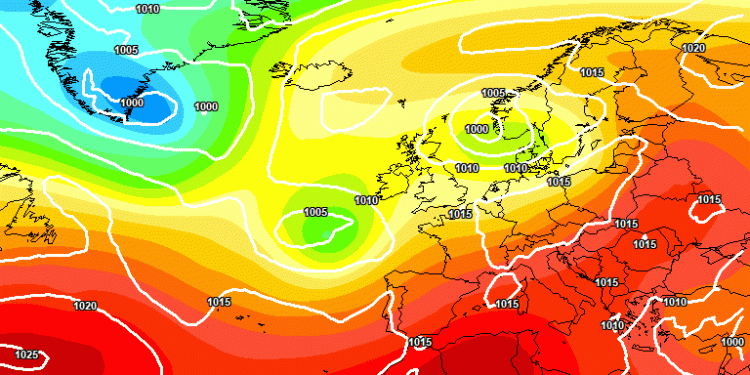 La situazione a 500 hpa prevista da ECMWF alle ore 14:00 di Domenica 14 Luglio. Sull'Abruzzo cielo poco nuvoloso e temperature massime anche sui +40°c a quote basse.