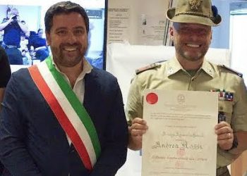 Ovindoli premia Andrea Rossi, alpino graduato Esercito Italiano