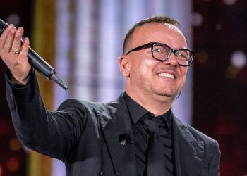 Gigi D’Alessio arriva in Abruzzo: tutto pronto per il concerto a Lanciano