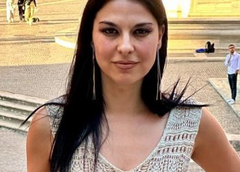 Microfono d’Oro, premiata la conduttrice abruzzese Pamela D’Amico