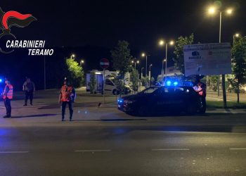 Carnevale estivo a Giulianova, i carabinieri intensificano i controlli: guida in stato d’ebrezza e drorga