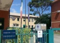 Carcere di Pescara, detenuto incendia la cella e picchia un agente