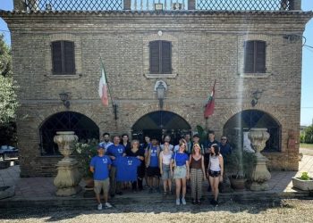I ragazzi del Campo azzurro del Lions Club in visita tra le bellezze di Martinsicuro