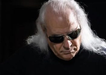 Al Conservatorio dell’Aquila il concerto gratuito di Franco Mussida, fondatore della Pfm