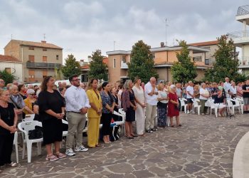 San Salvo, ieri il saluto commosso della comunità a don Beniamino Di Renzo