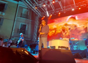Antonello Venditti apre il suo “Cuore” al pubblico di Tagliacozzo, l’emozione si fa musica (fotogallery)