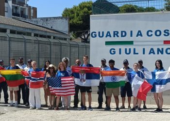 I giovani del progetto Youth Camp & Exchange accolti dalla Guardia Costiera a Giulianova