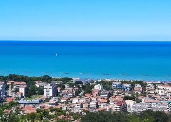 Protesta balneari, domani ritardata l’apertura degli ombrelloni