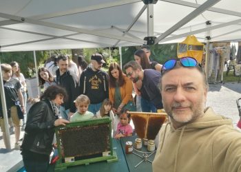 “Un’apicoltura più naturale”, a Pescasseroli incontri pubblici con l’apicoltore Mario Petrella