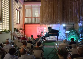 Mostra dell’Artigianato Artistico Abruzzese “illuminata” da concerti e presentazione libri