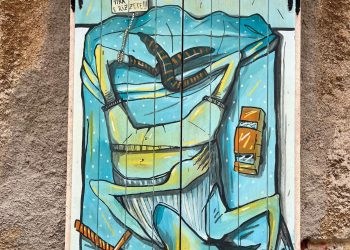 “Porte d’Artista” regala colori e magia al borgo di Santa Vittoria: boom di visitatori