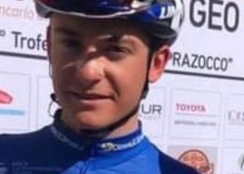 Malore fatale a soli 21 anni, ciclismo abruzzese in lutto per la morte improvvisa di Simone Roganti