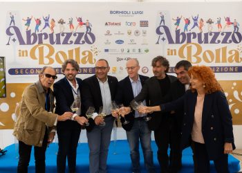 Abruzzo in bolla, il mondo degli spumanti all’Aquila: successo per l’evento