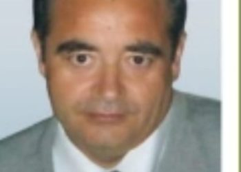 Giuliano Succi muore in giardino, i suoi 5 cani lo vegliano