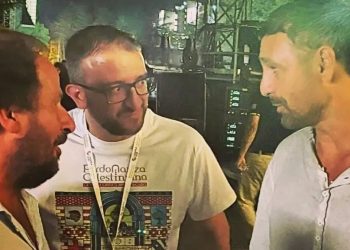 Raul Bova all’Aquila assiste al concerto dei Pooh, fan in delirio