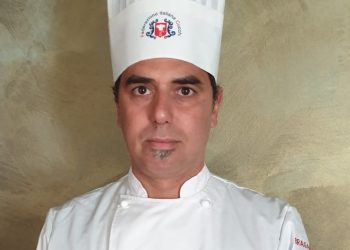 Scontro tra moto e auto, muore centauro 50enne: addio allo chef Maurizio Scialabba