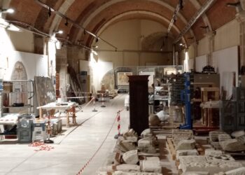 Il Munda apre le porte dei depositi di restauro del castello cinquecentesco