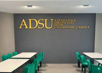 Adsu L’Aquila: studenti stranieri esclusi da graduatorie borse di studio