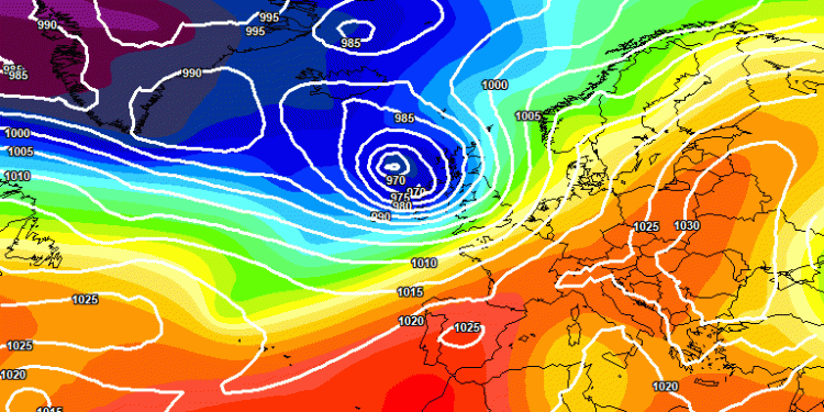 Secondo il modello europeo ECMWF, a 500 hpa sull'Europa occidentale, la situazione sarà questa, alle ore 14:00 di Domenica 20 Ottobre, che vede una goccia instabile tra Africa ed Italia. Piogge moderate su tutta la nostra regione, soprattutto ad est