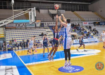 Roseto Basket 20.20 torna a vincere: al PalaMaggetti contro Civitanova finisce 101-93