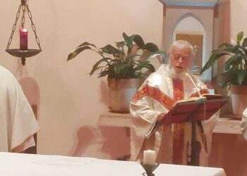 Folla di fedeli per la visita di padre Guglielmo Alimonti nella Marsica
