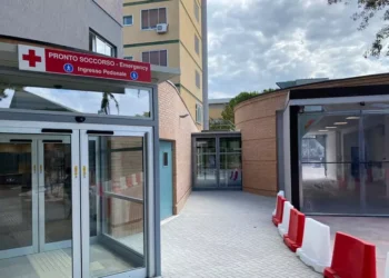 Investita appena uscita da scuola, gravissima ragazza a Pescara