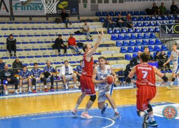 Basket, New Flying Balls Ozzano – Roseto 20.20 87-78
