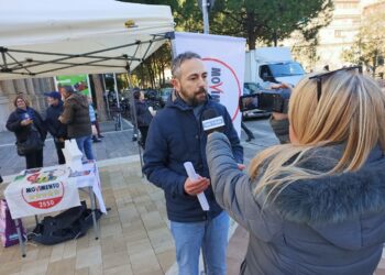 Il M5S di Pescara solleva la piaga della somministrazione degli alcolici ai minori