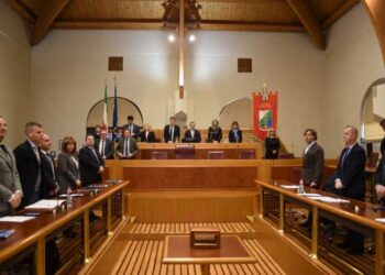 Consiglio Abruzzo: scontro in aula sul bilancio di previsione