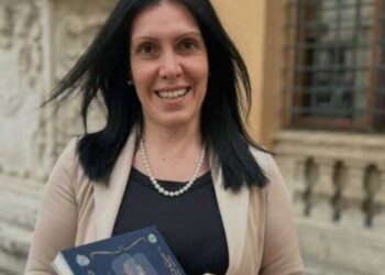 Alla scrittrice abruzzese Monica Pelliccione il premio letterario europeo Oscar Wilde