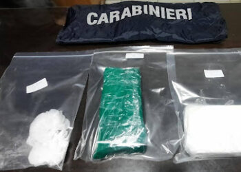 Cocaina nascosta in macchina, i carabinieri arrestano uno spacciatore straniero