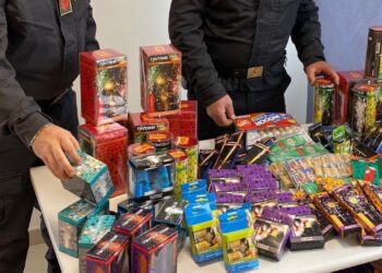 Sequestrati 300 chili di “botti” di fine anno: denunciate 3 persone