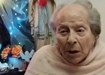 La “Nonna d’Abruzzo” Giuseppina Patriarca fa gli auguri di Natale a 109 anni: saggezza e speranza
