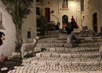 Torna il presepe tra le vie del centro storico del borgo di Civitella Alfedena