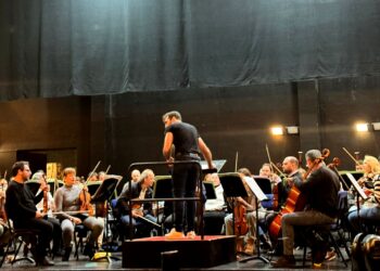 Il Maestro Jacopo Sipari e Abigeila Voshtina live in Tel Aviv Haifa Orchestra il 9 febbraio